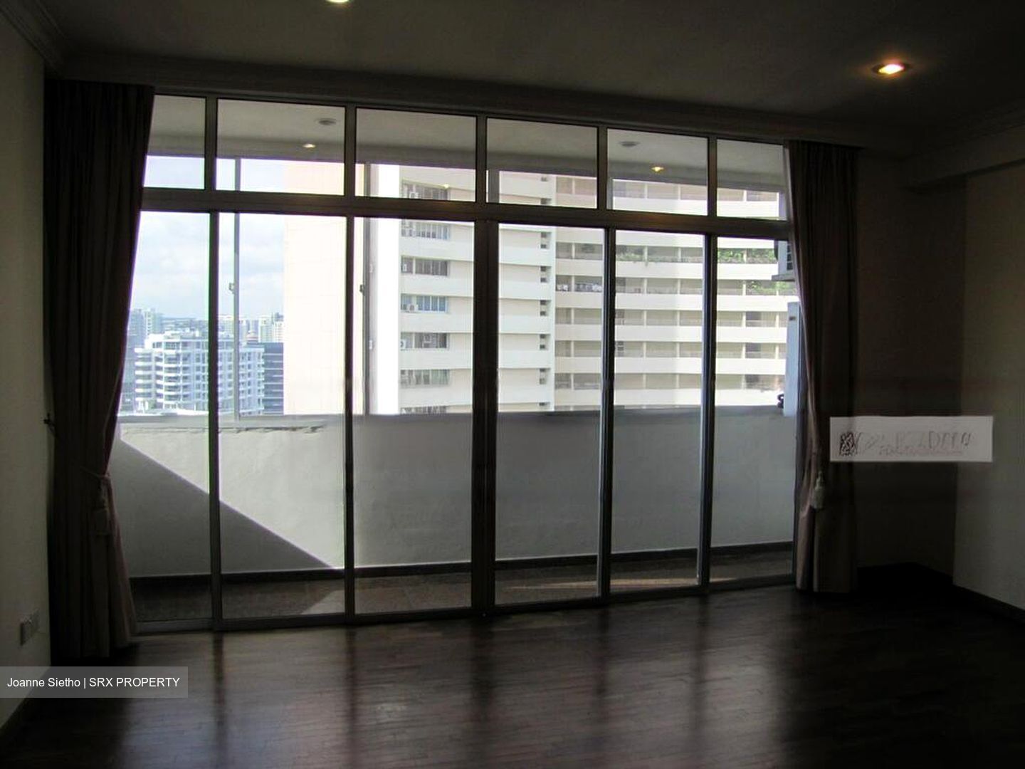 Elizabeth Tower (D9), Apartment #612754251